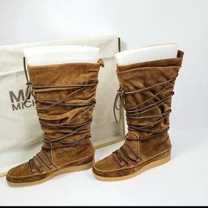 MICHAEL Michael Kors Size 7M Women's Brown Suede Lace-Up Boots